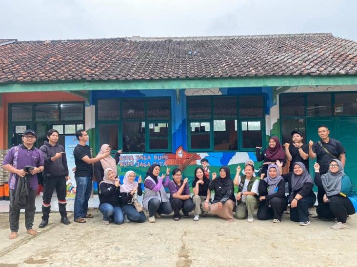 MNC Peduli dan Binus School Bekasi Kembangkan Program Sekolah Hijau di SDN Cibilik Sukabumi