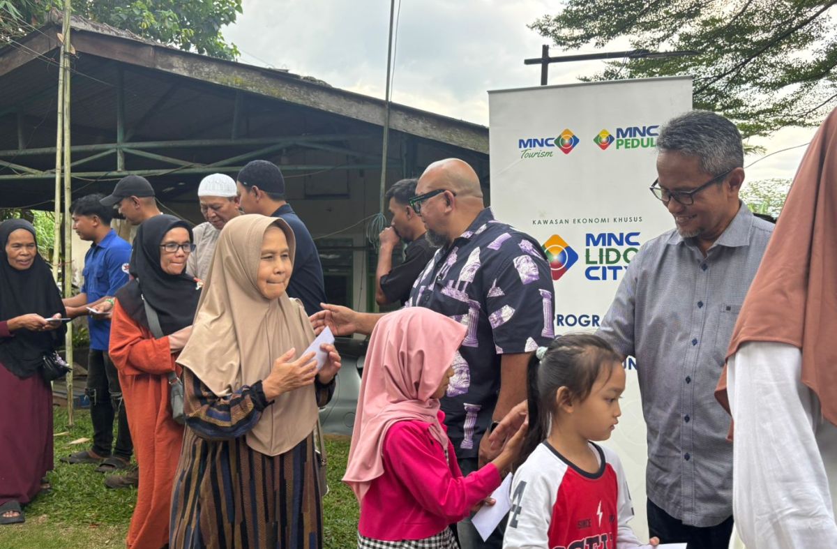KEK MNC Lido City dan MNC Peduli Santuni Anak Yatim dan Dhuafa di Bazar Ramadhan Soekarno Park